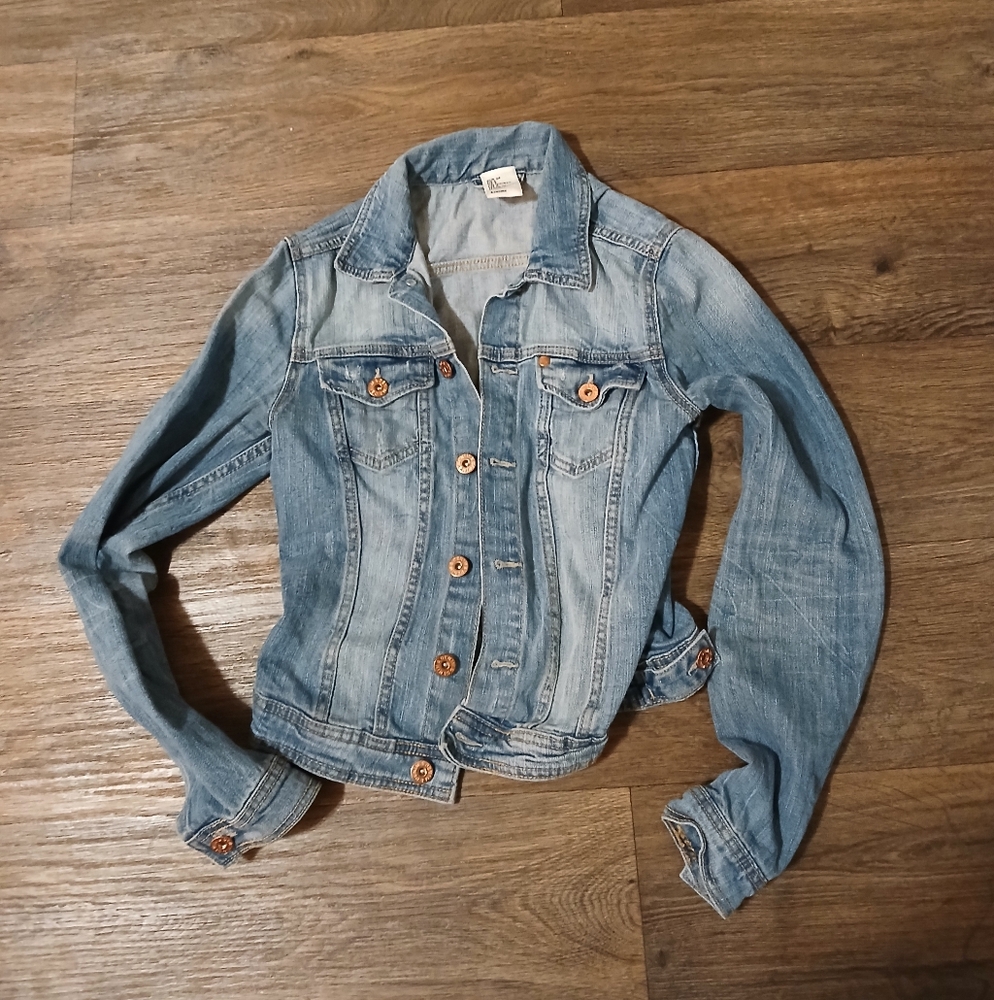 H&M Crop Denim Jacket.